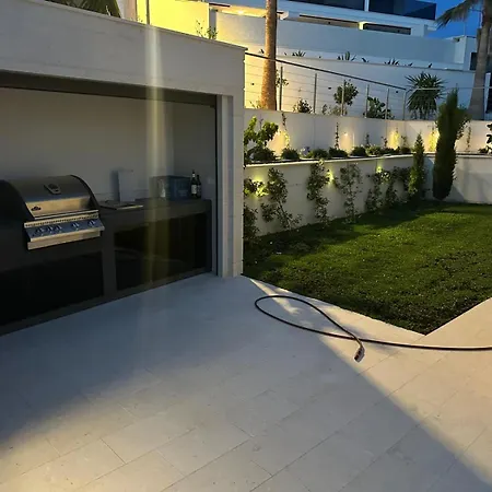 Nero Villa *